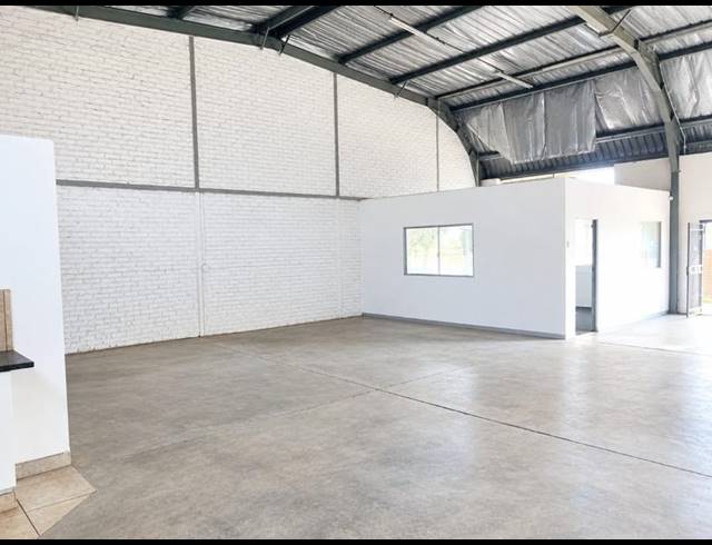 BUSINESS PROPERTY TO RENT IN ISANDO